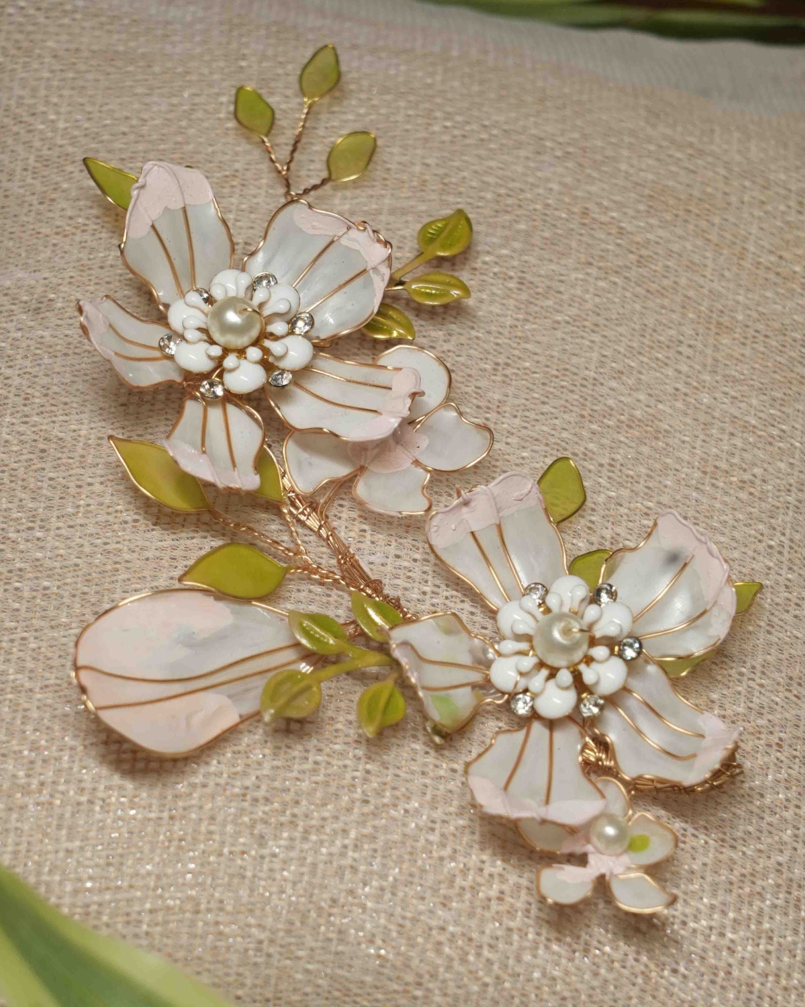 Chloe Hairbrooch