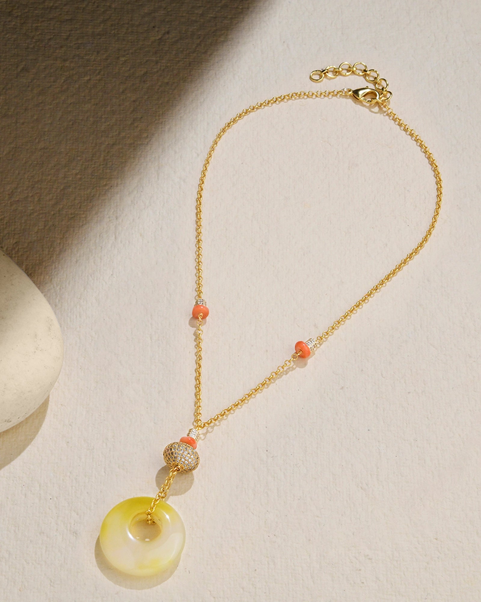 golden chain necklace