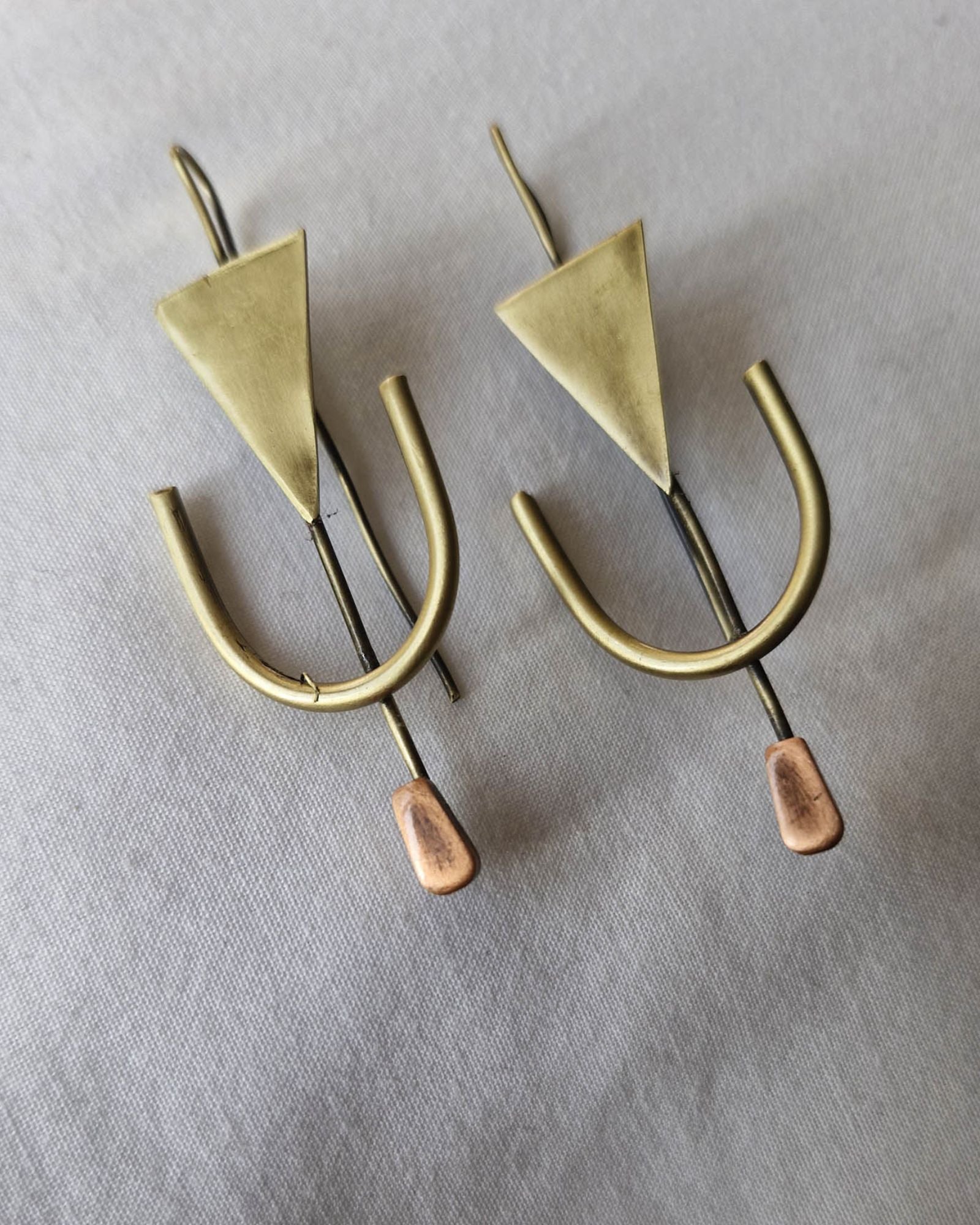 OLEO-LOOP EARRINGS