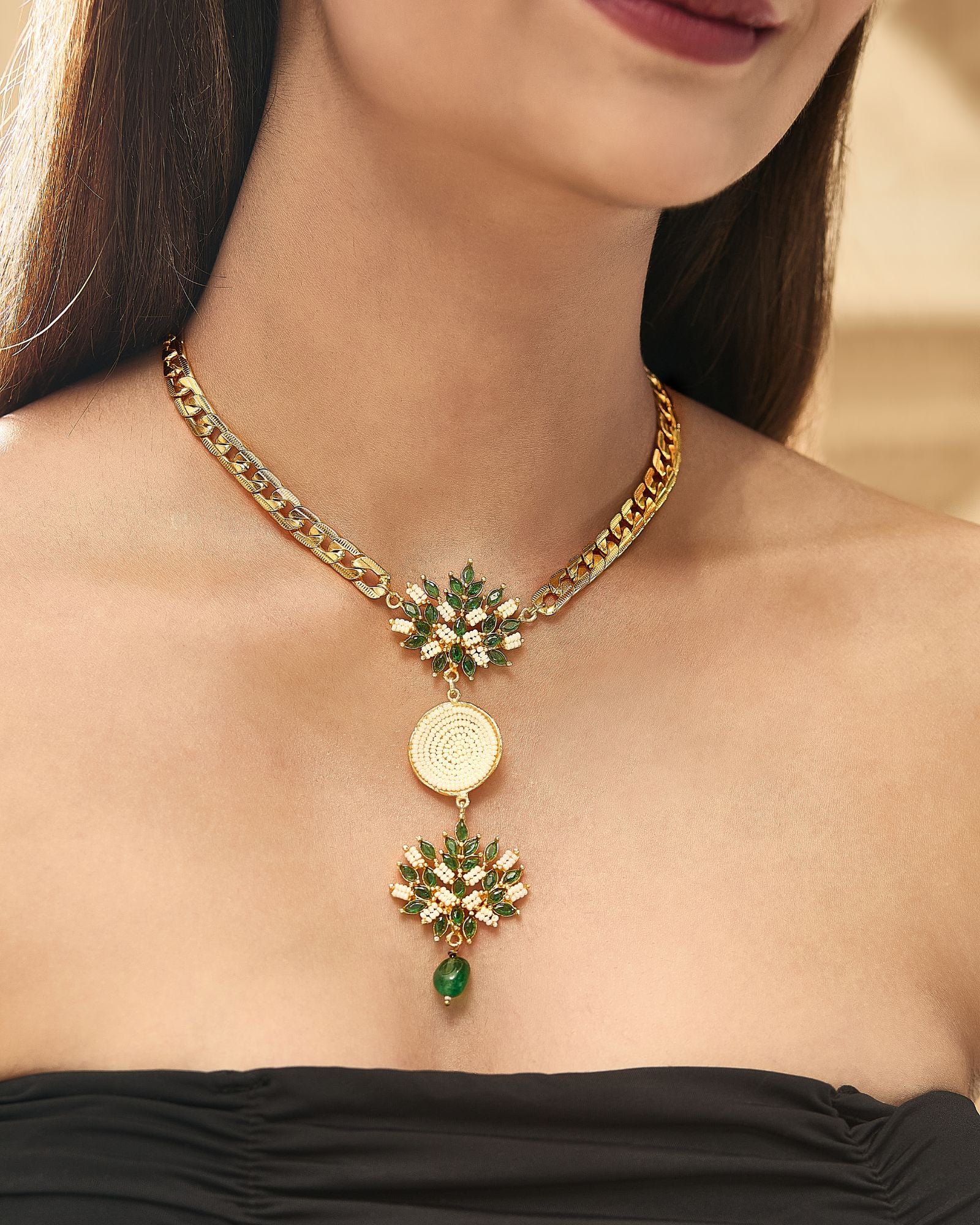 Emerald Leaf Vati Neckpiece