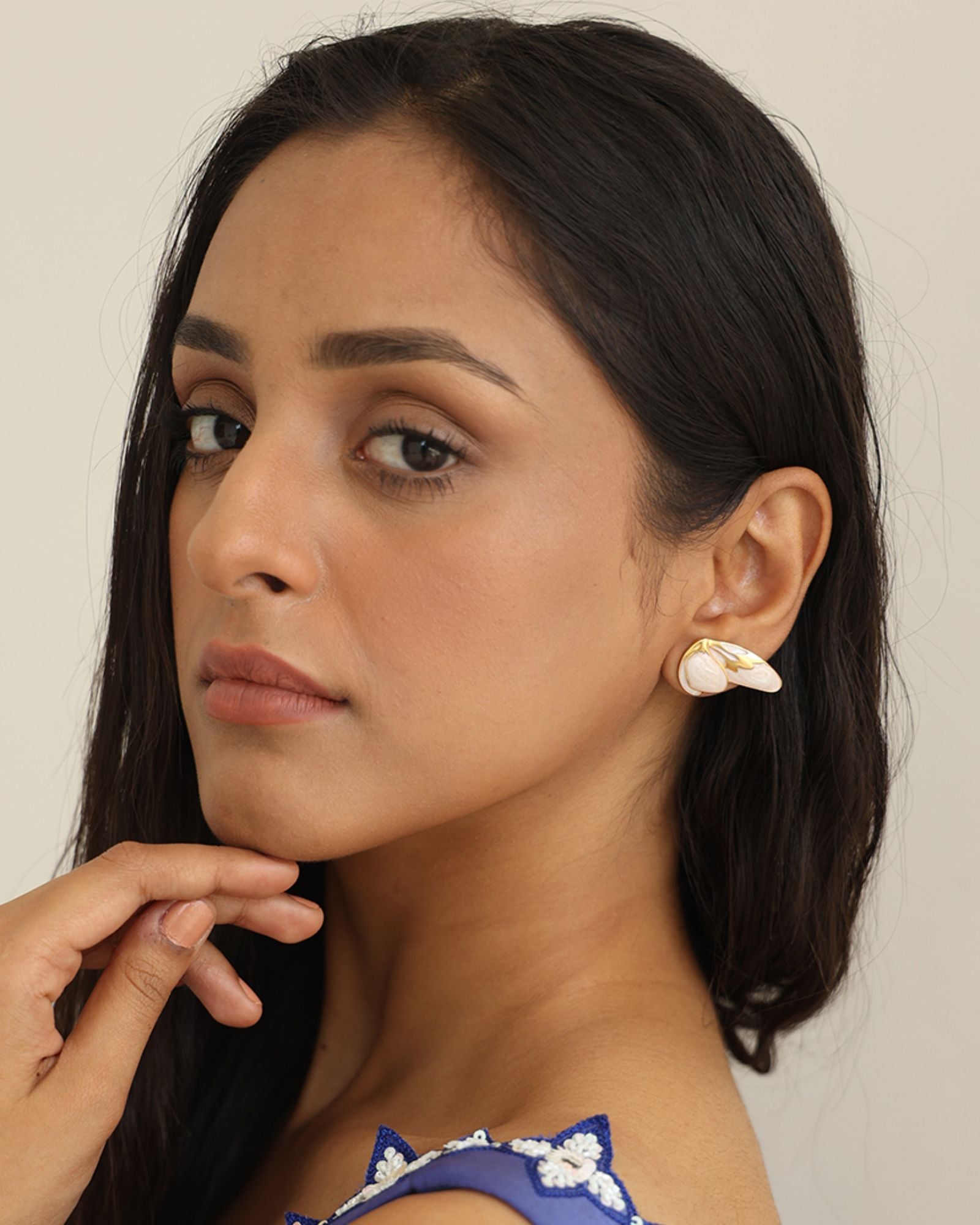 Wing Earring-White