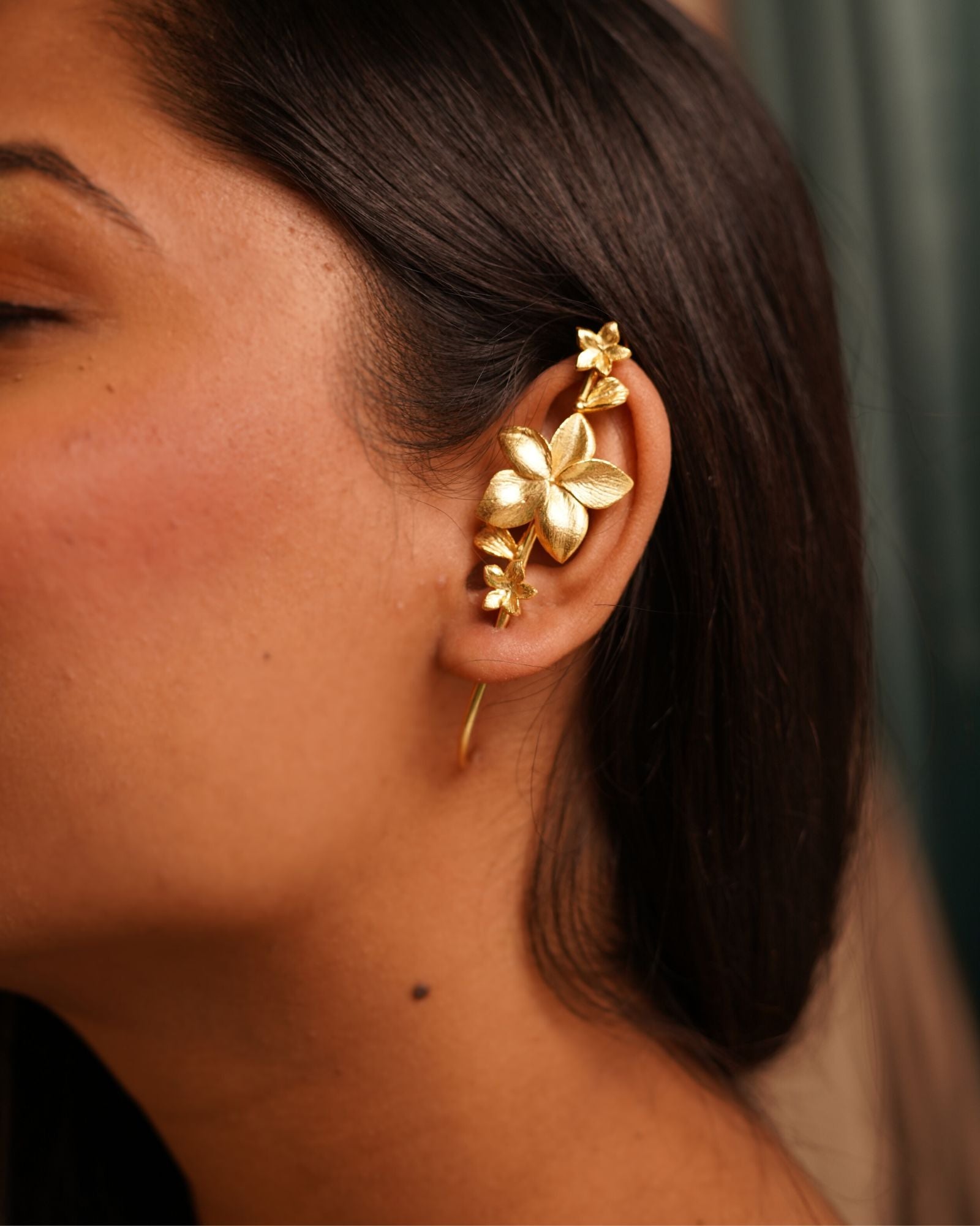 Roseate Earpin