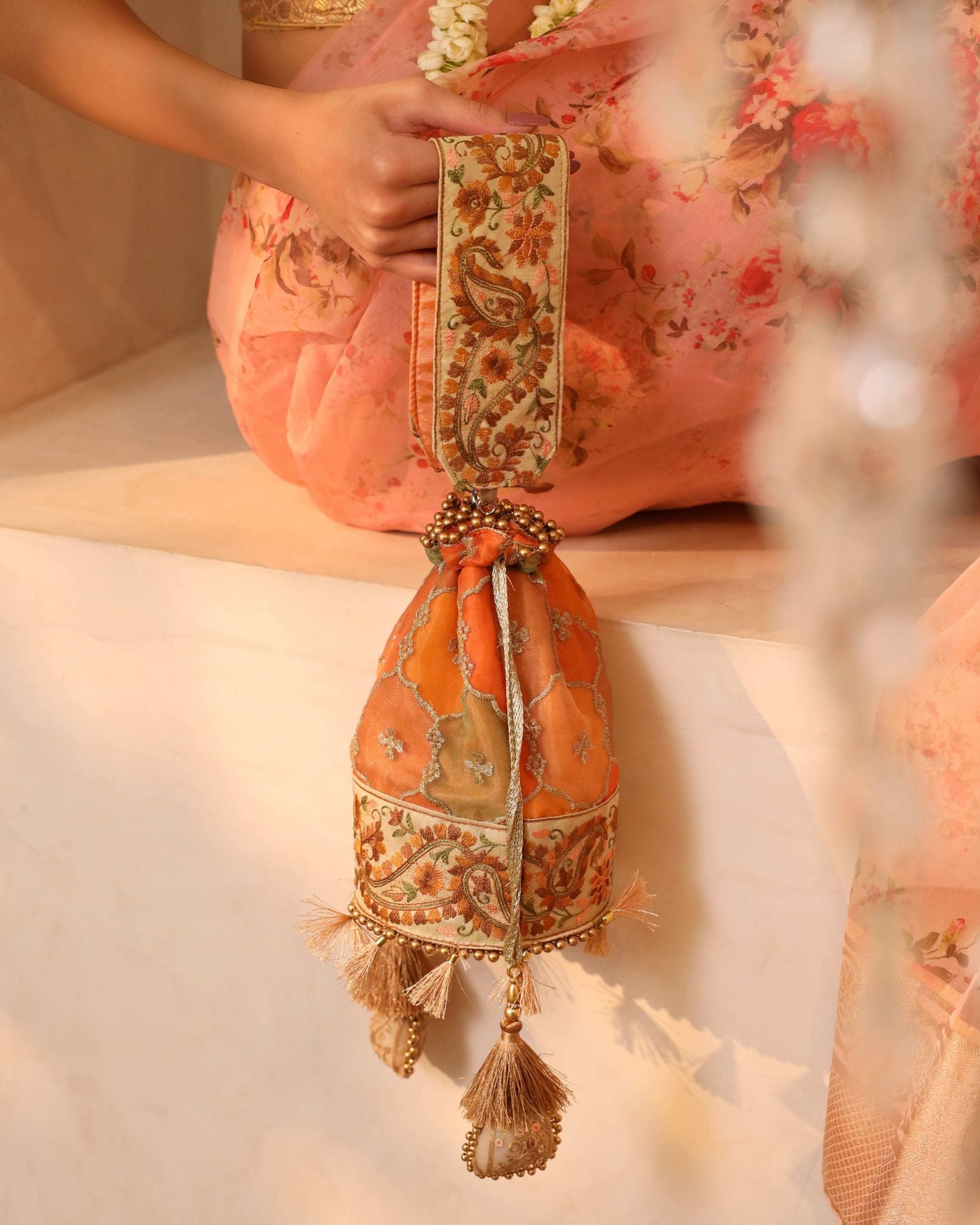 Radha Potli with Detachable Handle