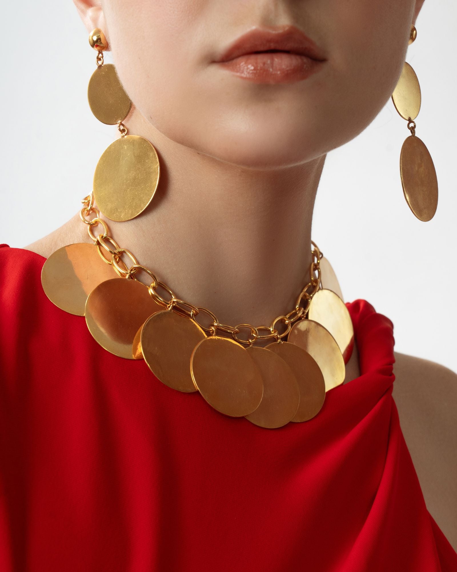 coin necklace - gold tone