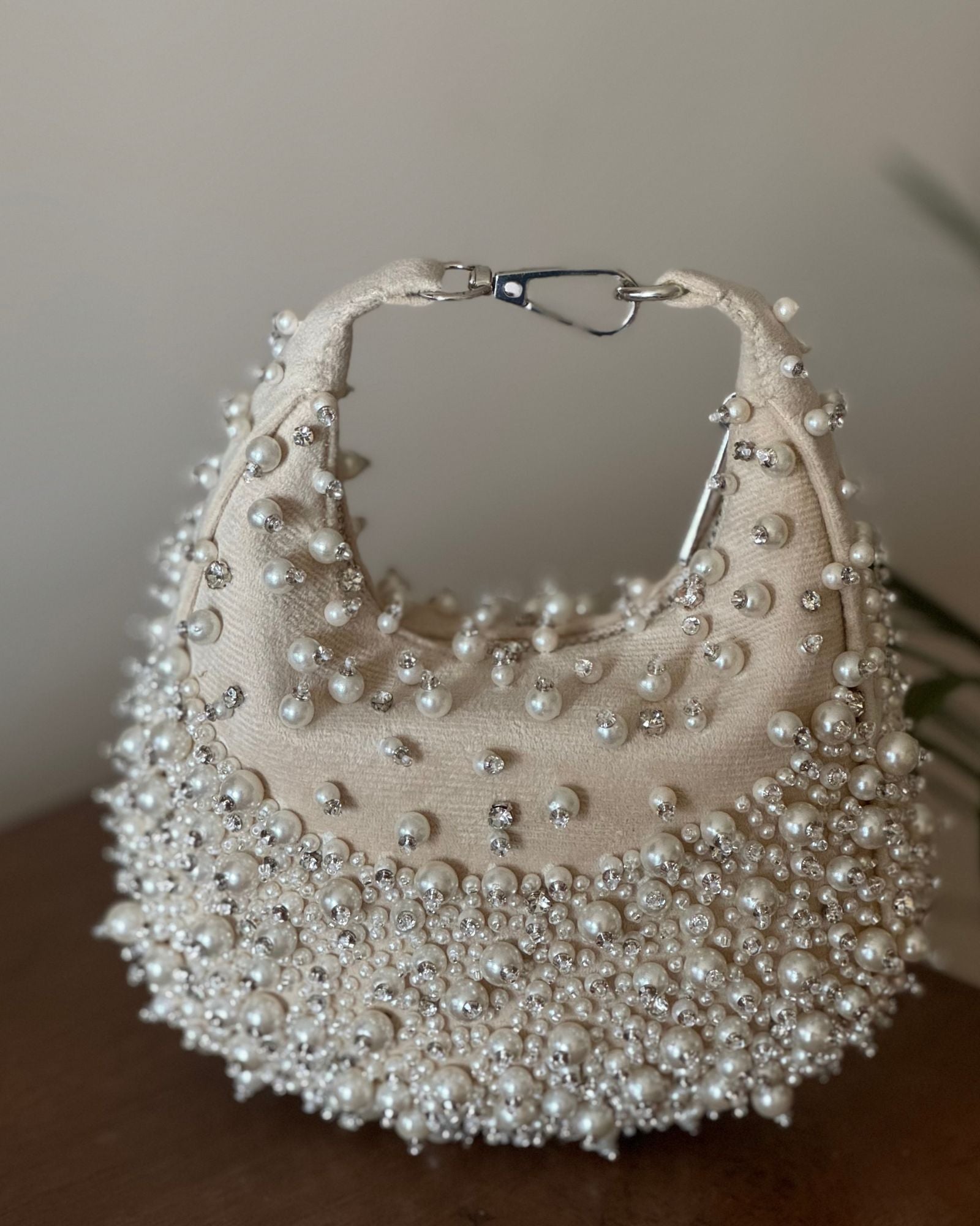 PEARL CRESCENT BAG