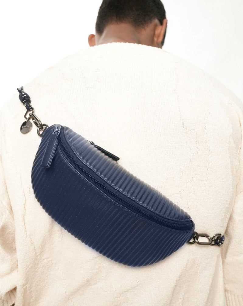 Nomad Fanny Pack in Blue