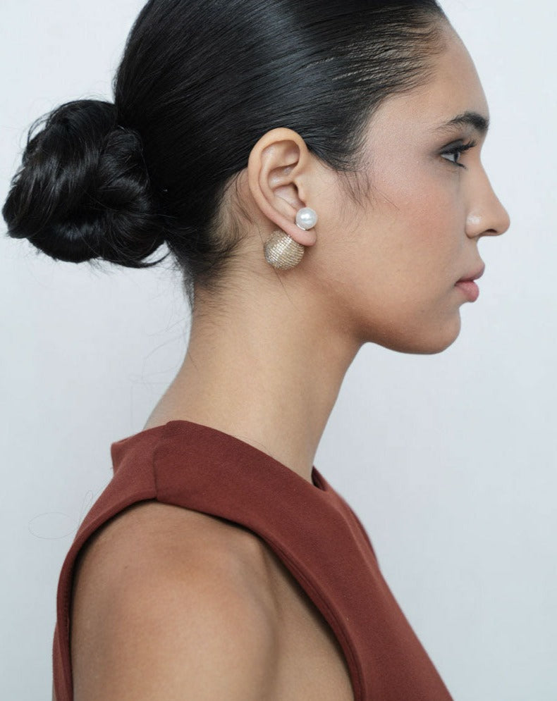 Day Dream Front Back Earrings In Gold