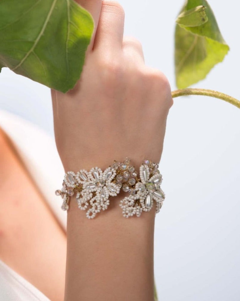 Jasmine White Bracelet