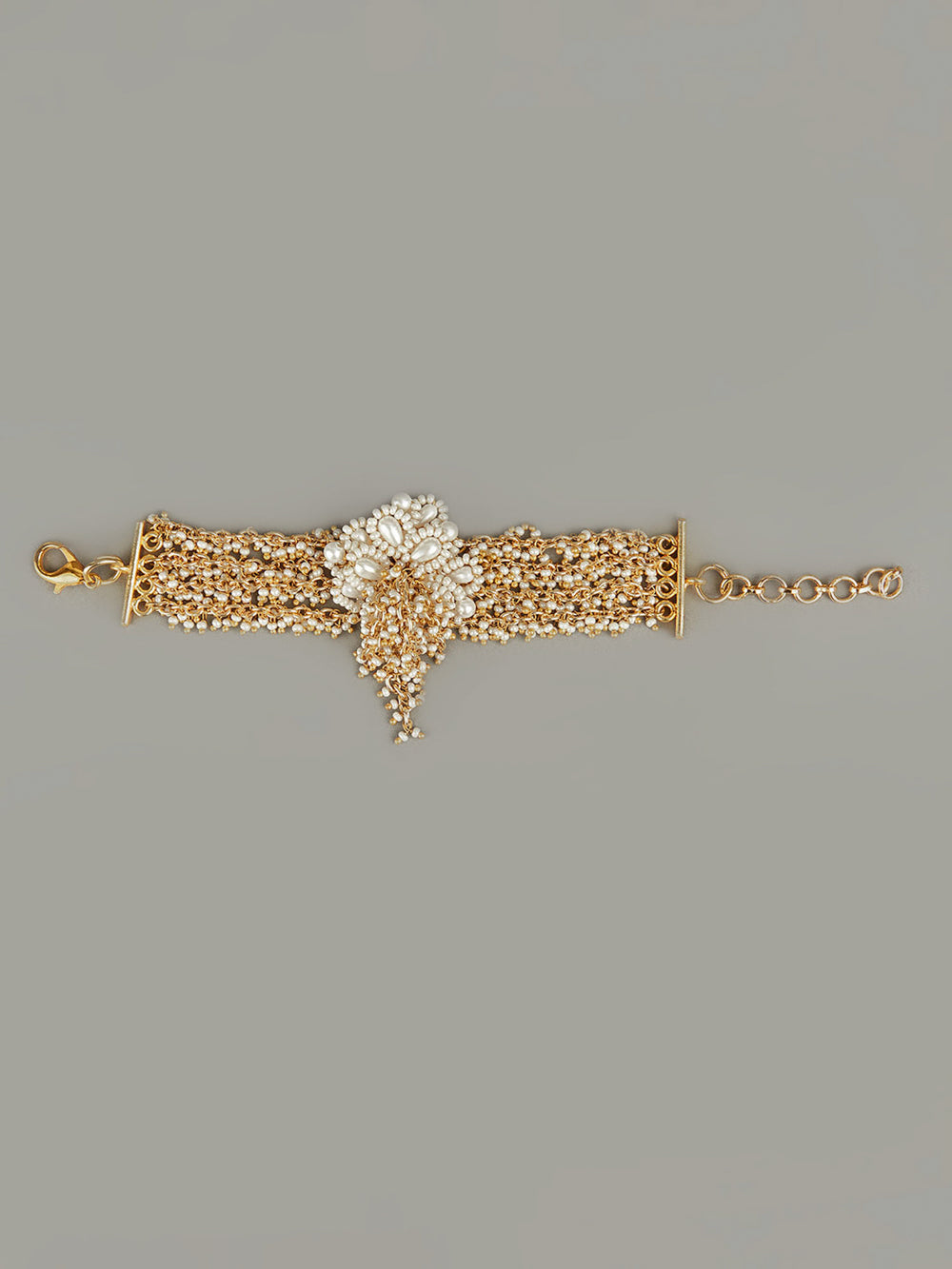 Contemporary Pearl Bracelet With Gold Beads