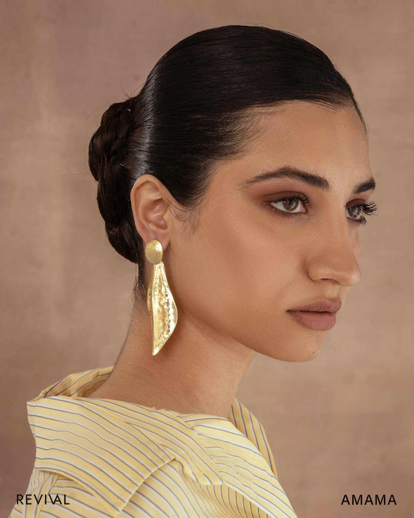 YAHVI EARRINGS IN GOLD