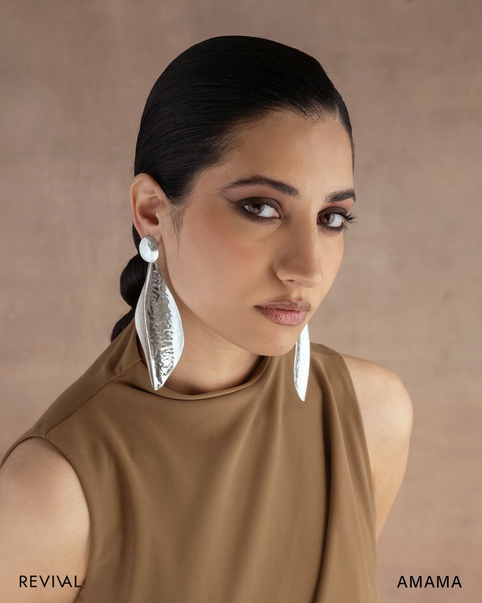 Urvi Earrings