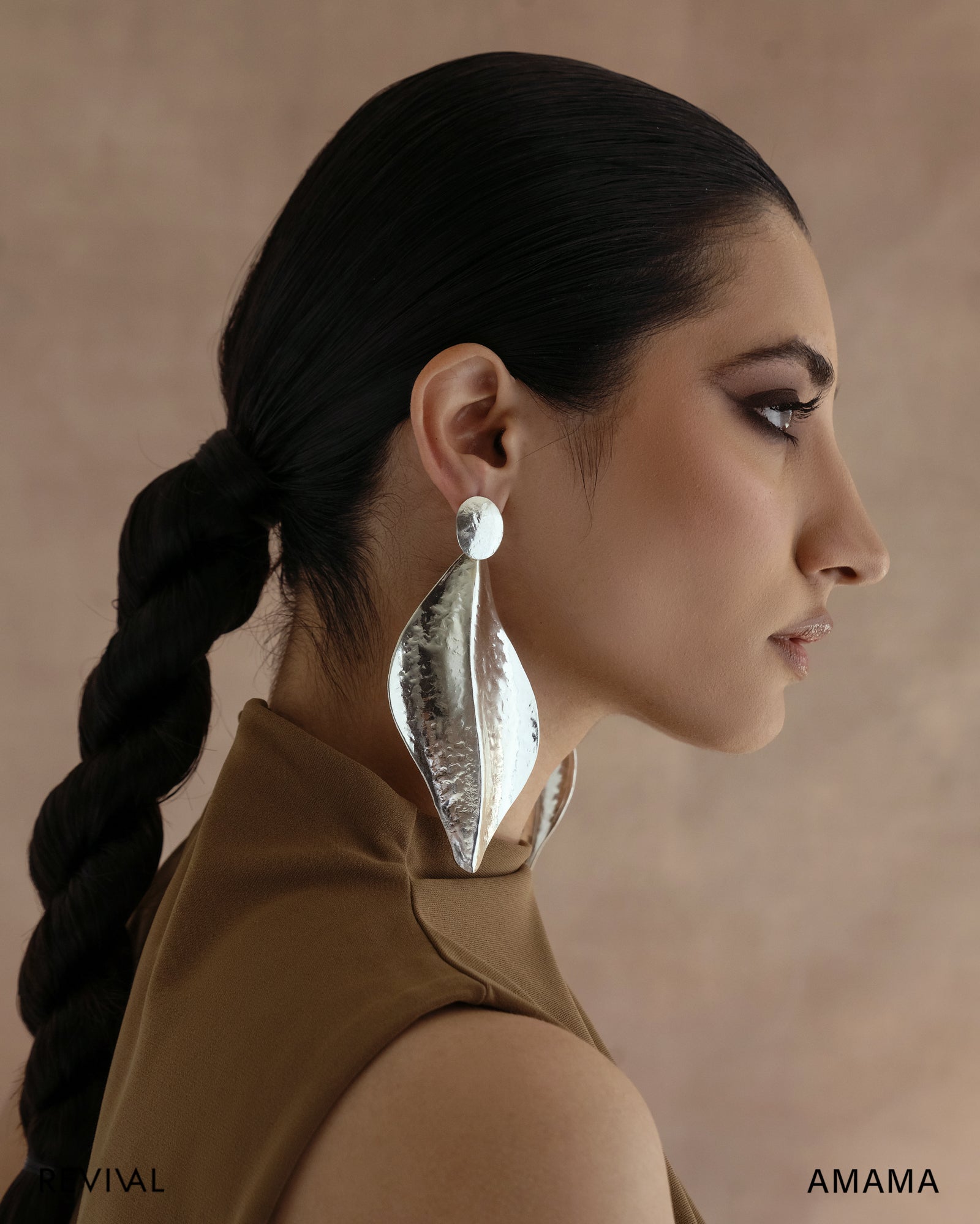 Urvi Earrings