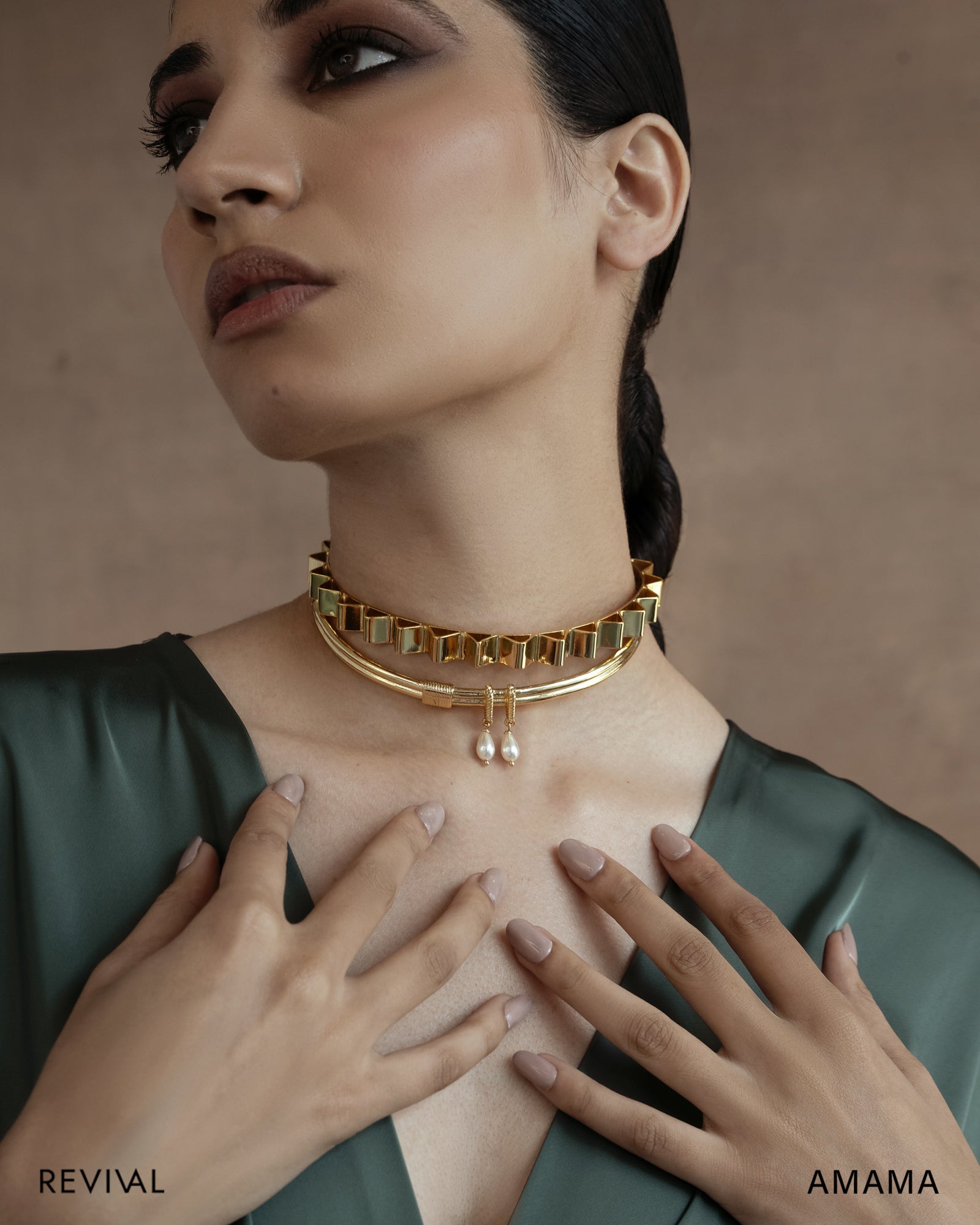 Gilded Rays Choker Mini