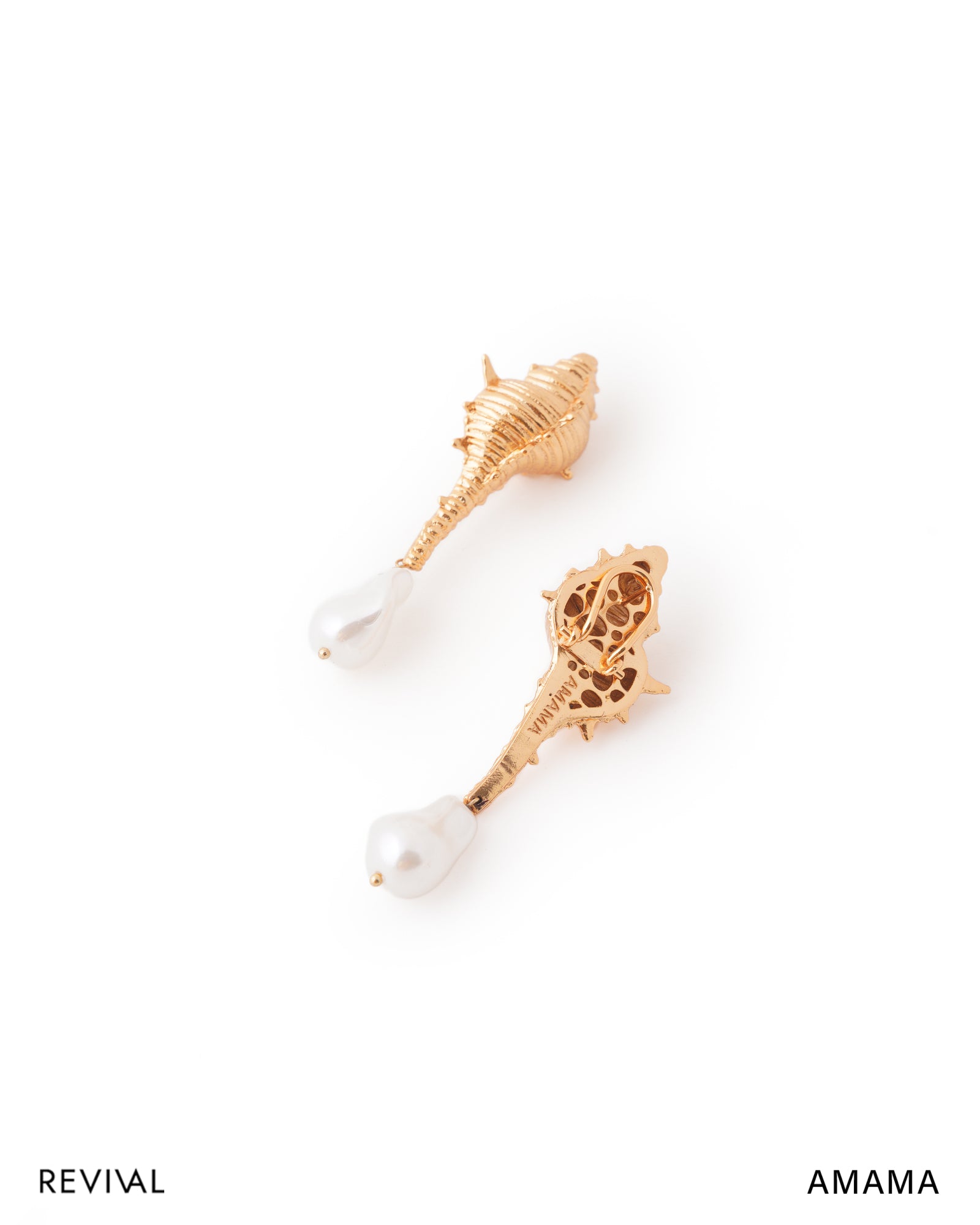 Golden Shell Studs