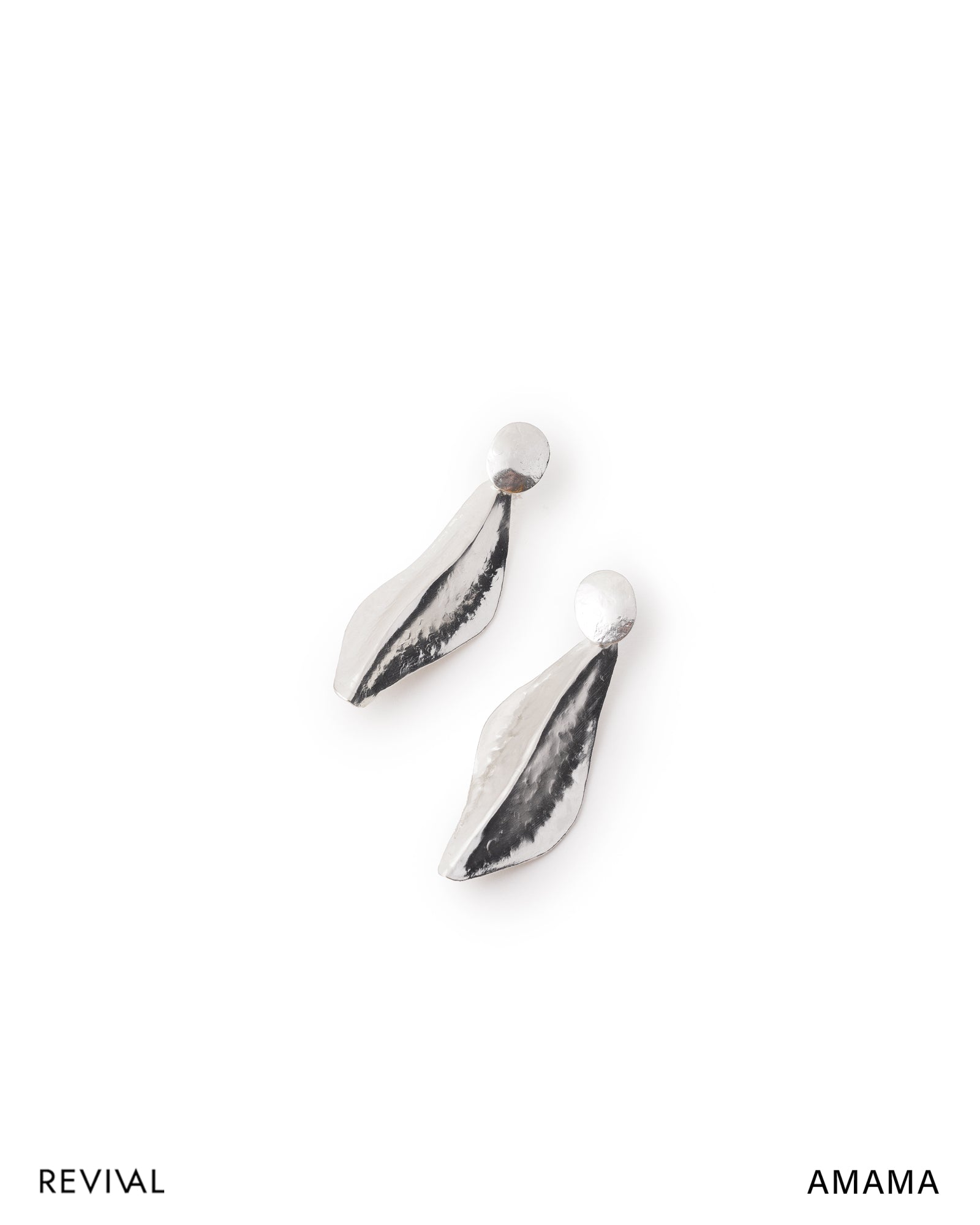 YAHVI EARRINGS IN SILVER