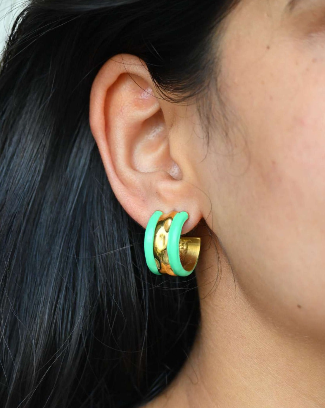 Suki Hoops In Green