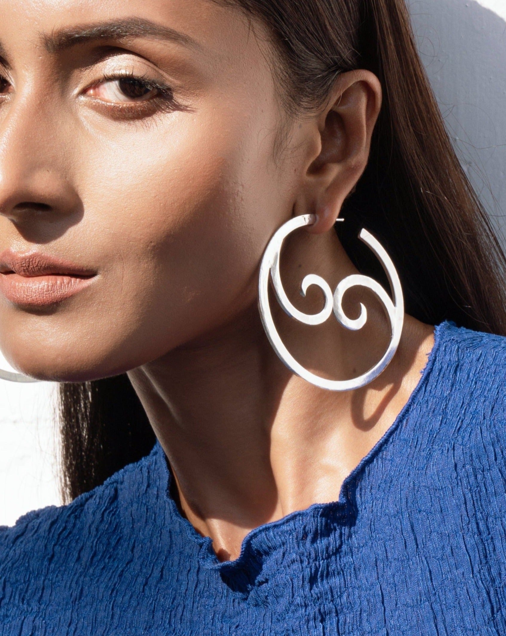 Yin Yang Wave Hoops