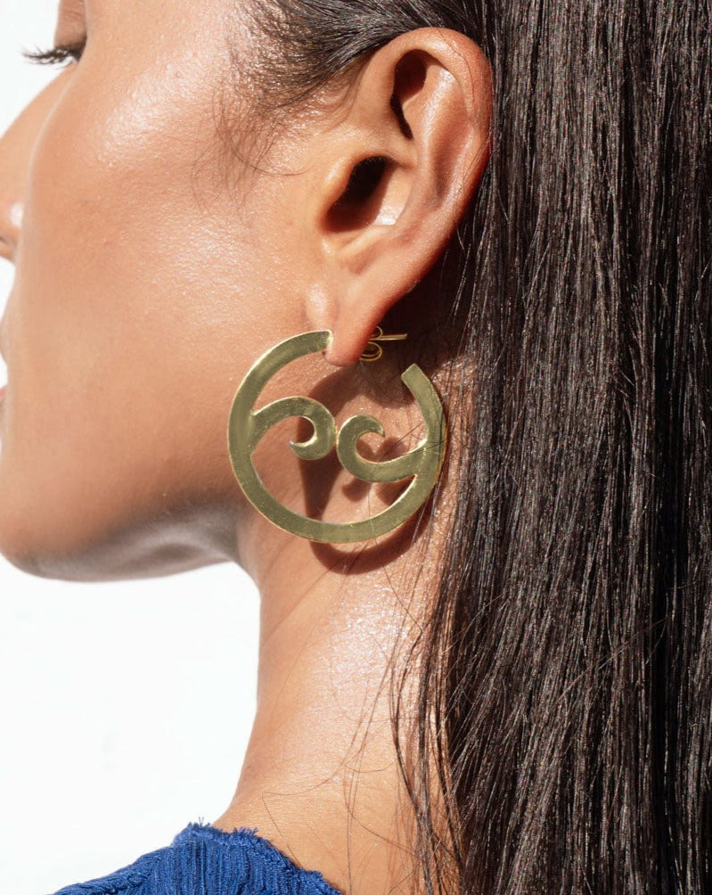 Yin Yang Wave Hoops