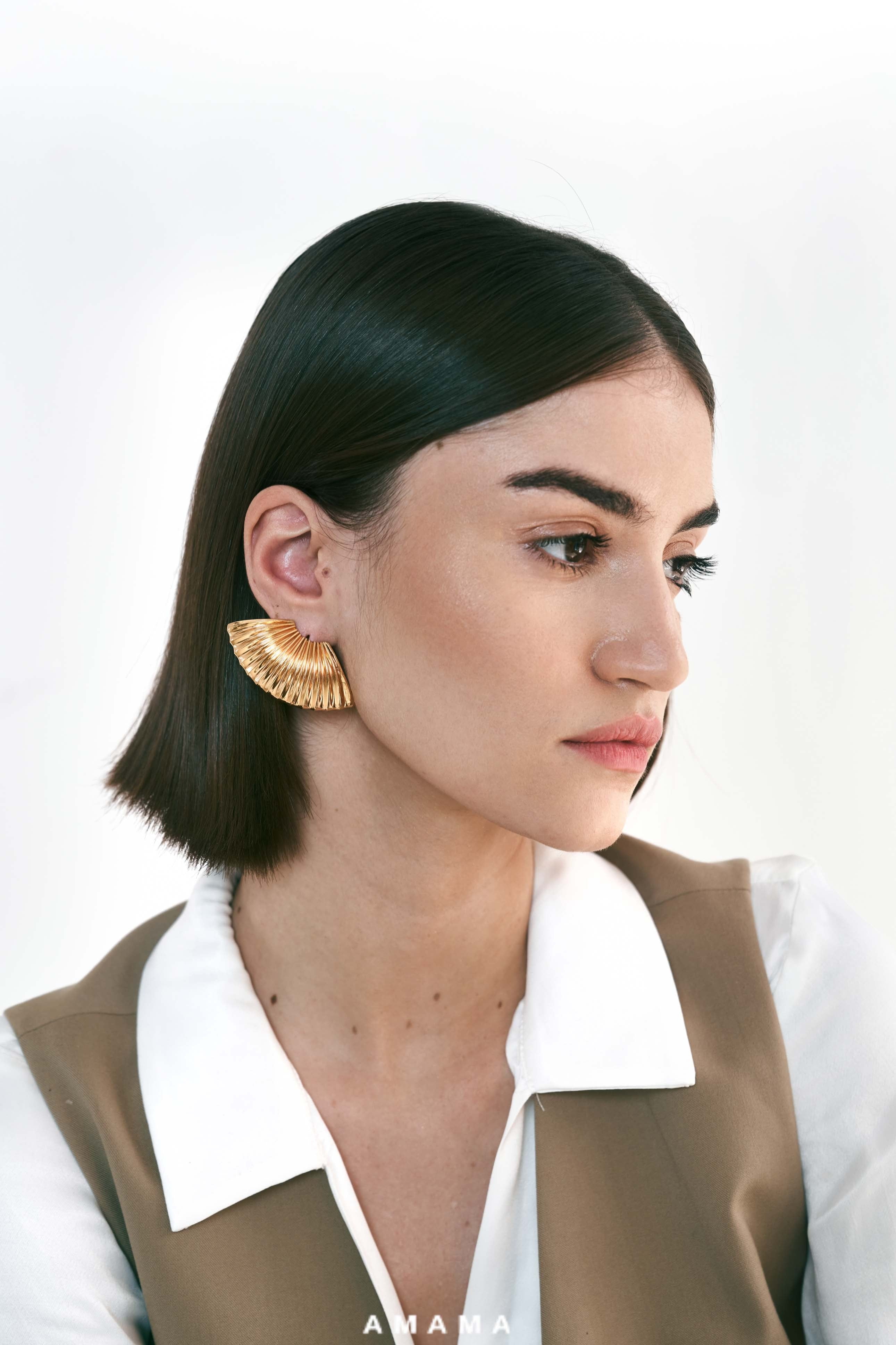 Auryn Earrings In Gold