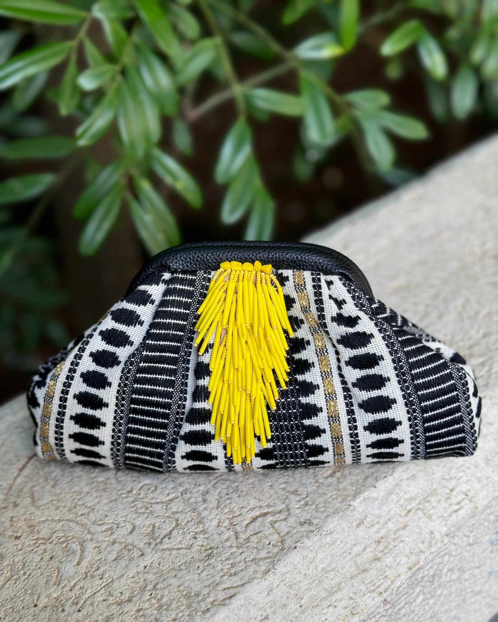 BOHO PUFF BAG BLACK WHITE YELLOW