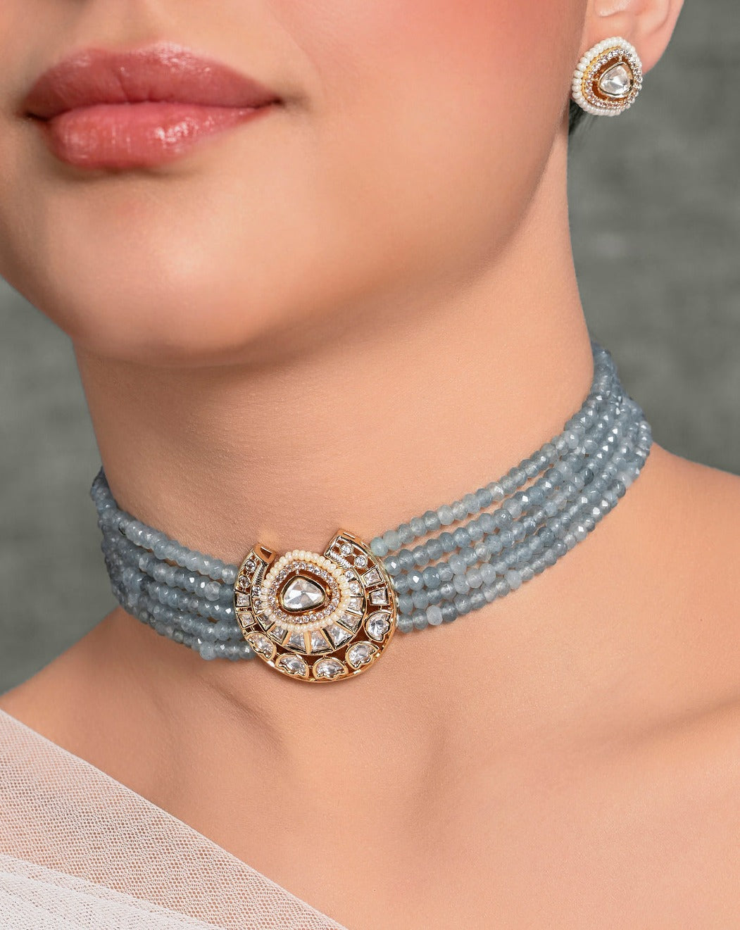 Posh Blue Choker With Earrings