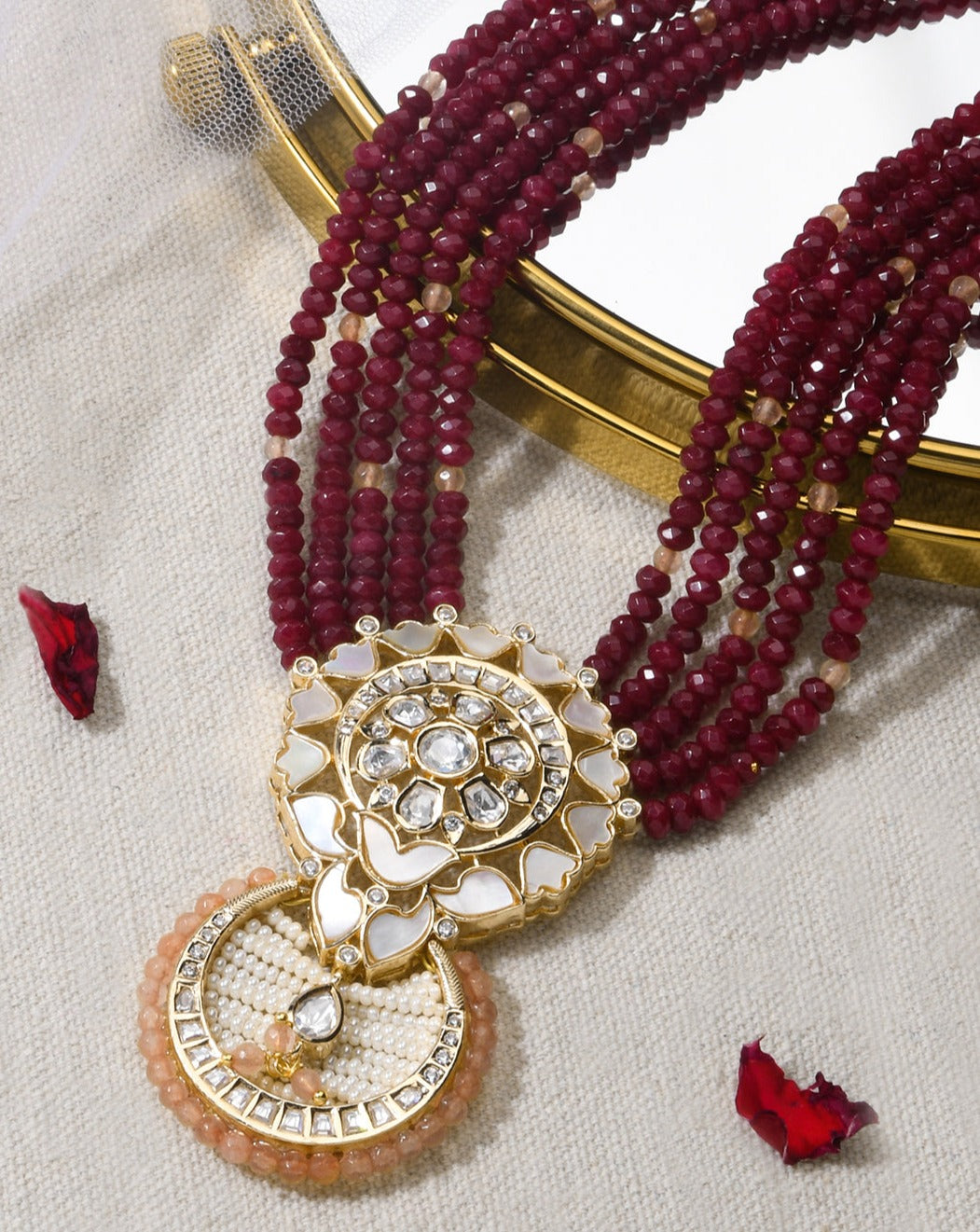 Mesmeric Red Necklace With Earrings