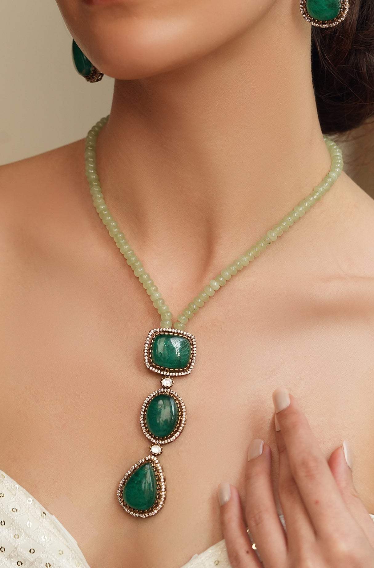 Green Elegance Necklace Set