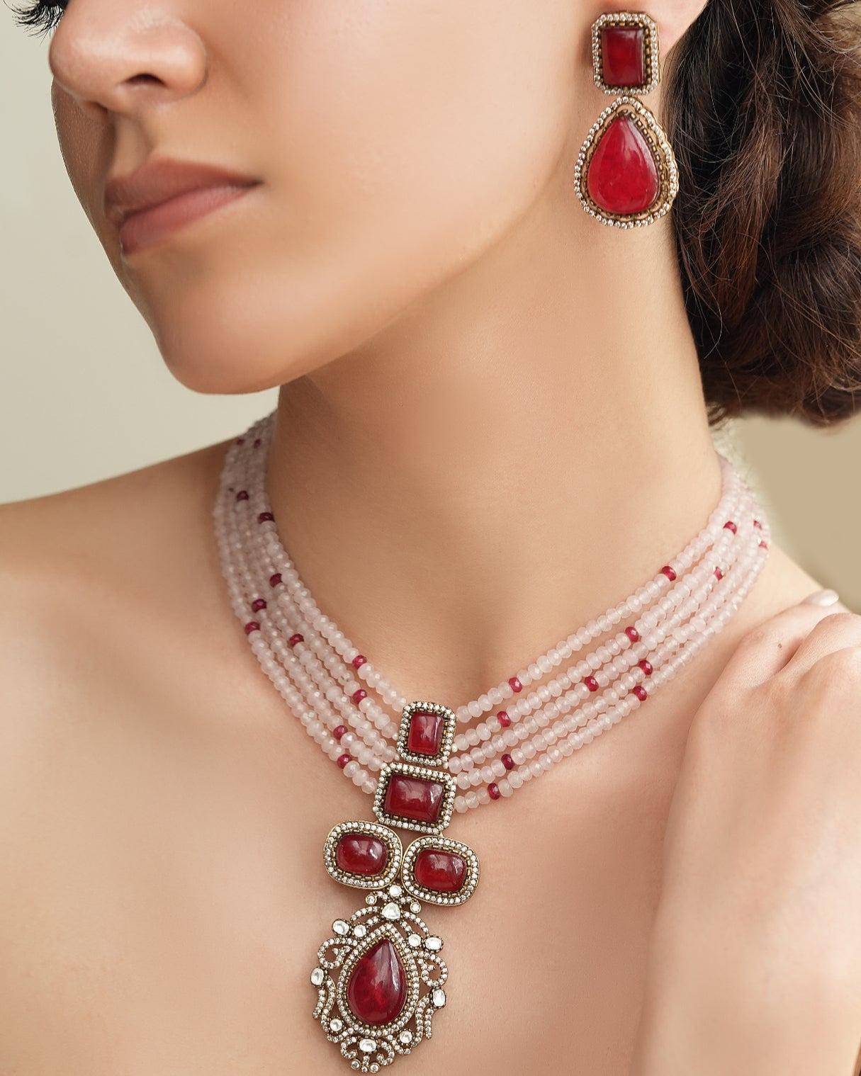 Rose Heritage Beaded Necklace Set