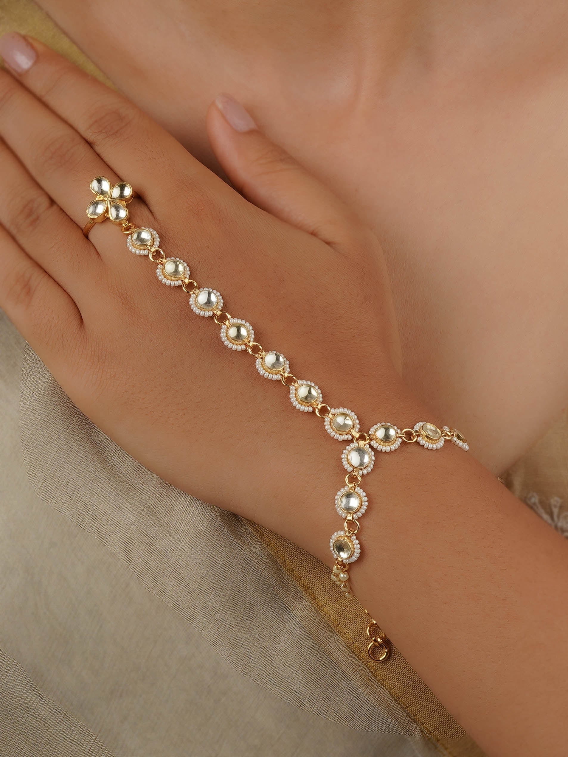 White Color Gold Plated Jadau Kundan Haathphool - MHP212Y