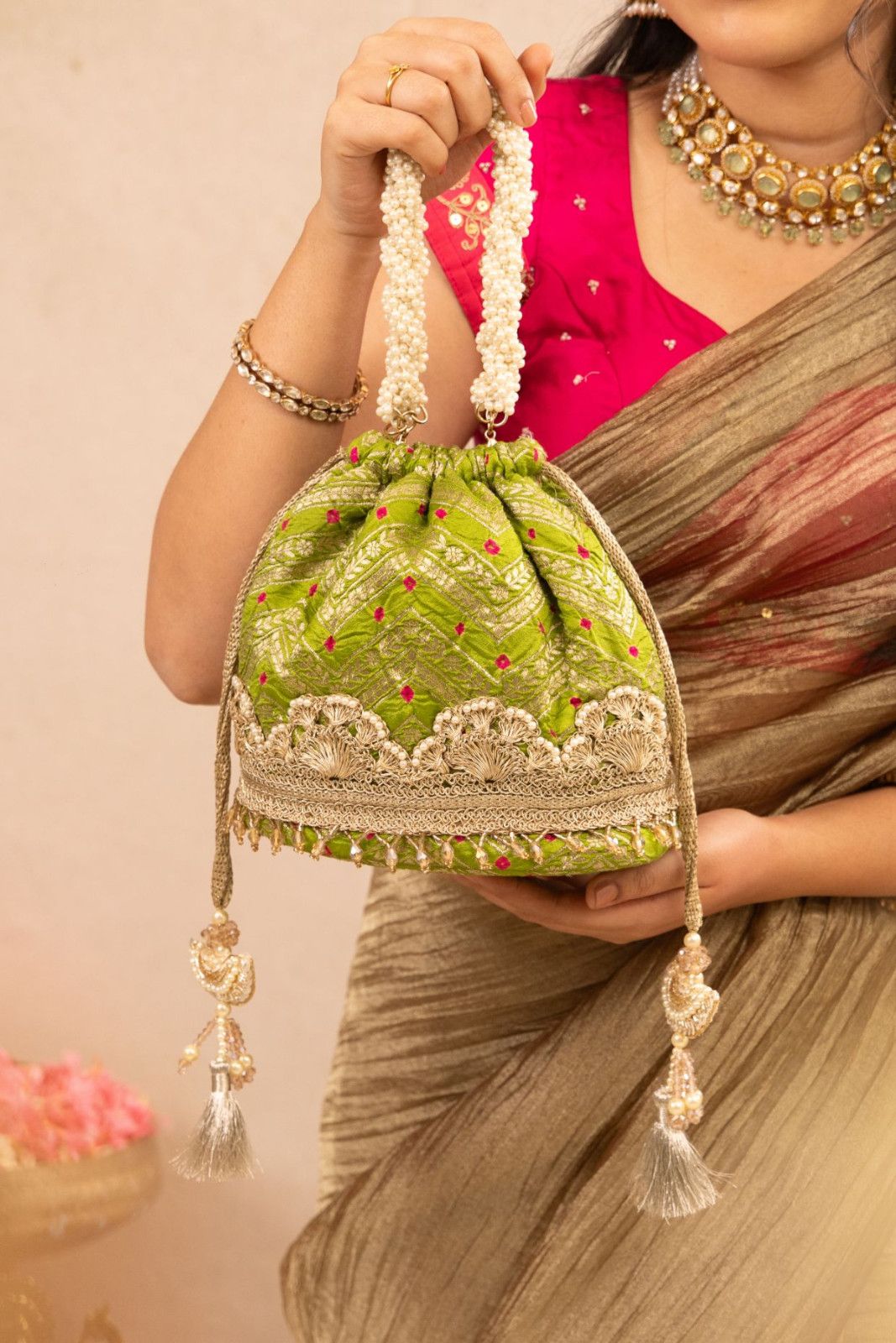 Rumani Bandhani Bucket Bag - Mehendi Green