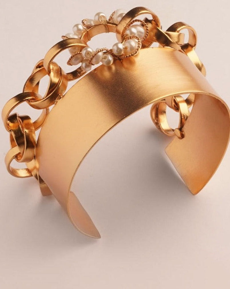 Neutron Loop and Pearl Halo Gold Plated Cuff