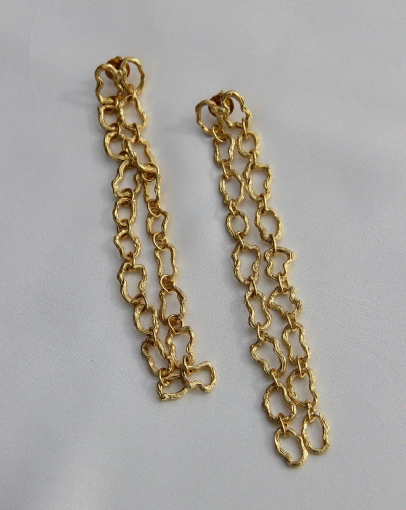 Textured Chain Shoulder Dusters