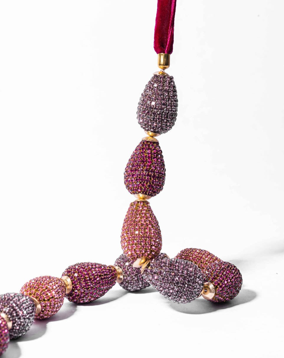 Thin Pyrus Necklace in Pink Ombre Amama