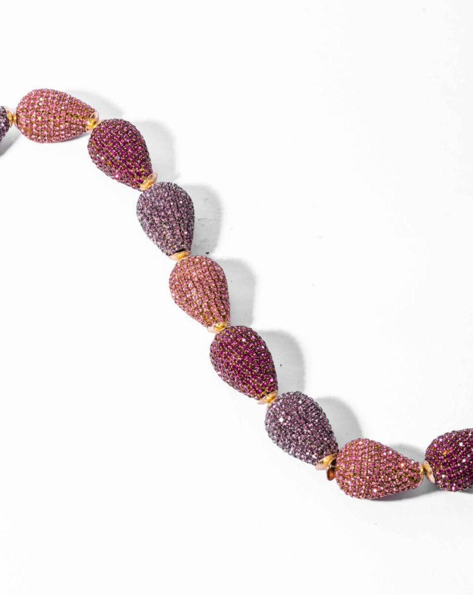 Thin Pyrus Necklace in Pink Ombre Amama