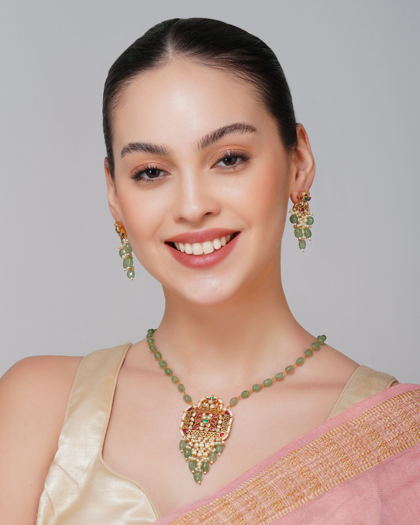 Mint Pearls Pachi Kundan Choker