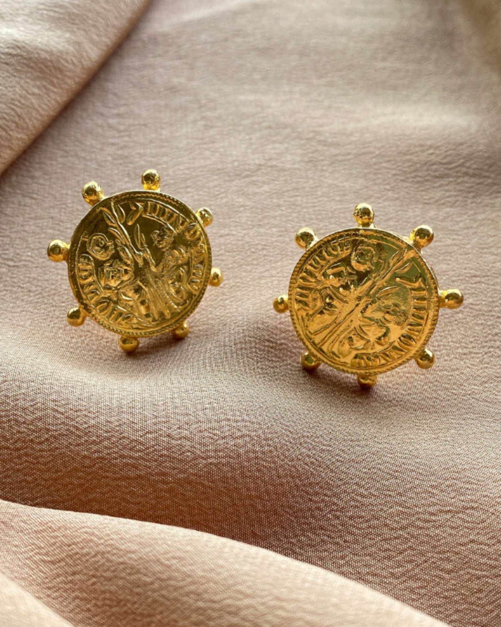 Radha Krishna Studs