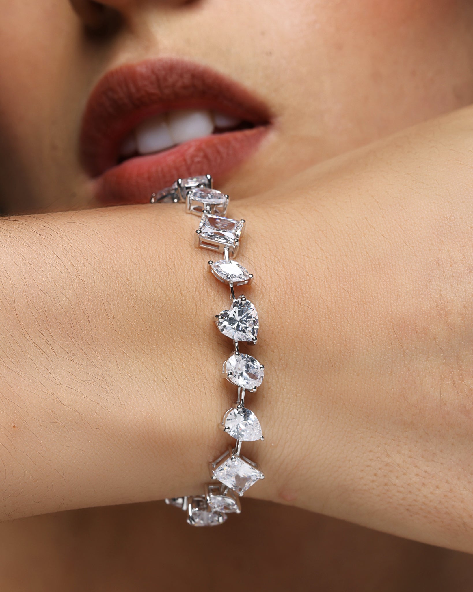 Dusk Dew Diamond Mystique Bracelet