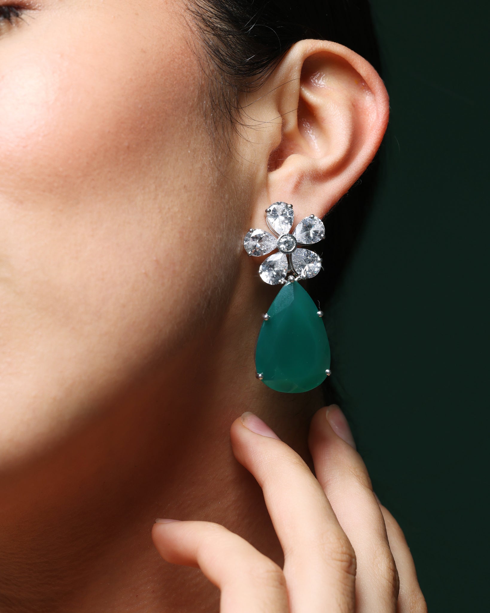 Vow of Love Emerald Earrings