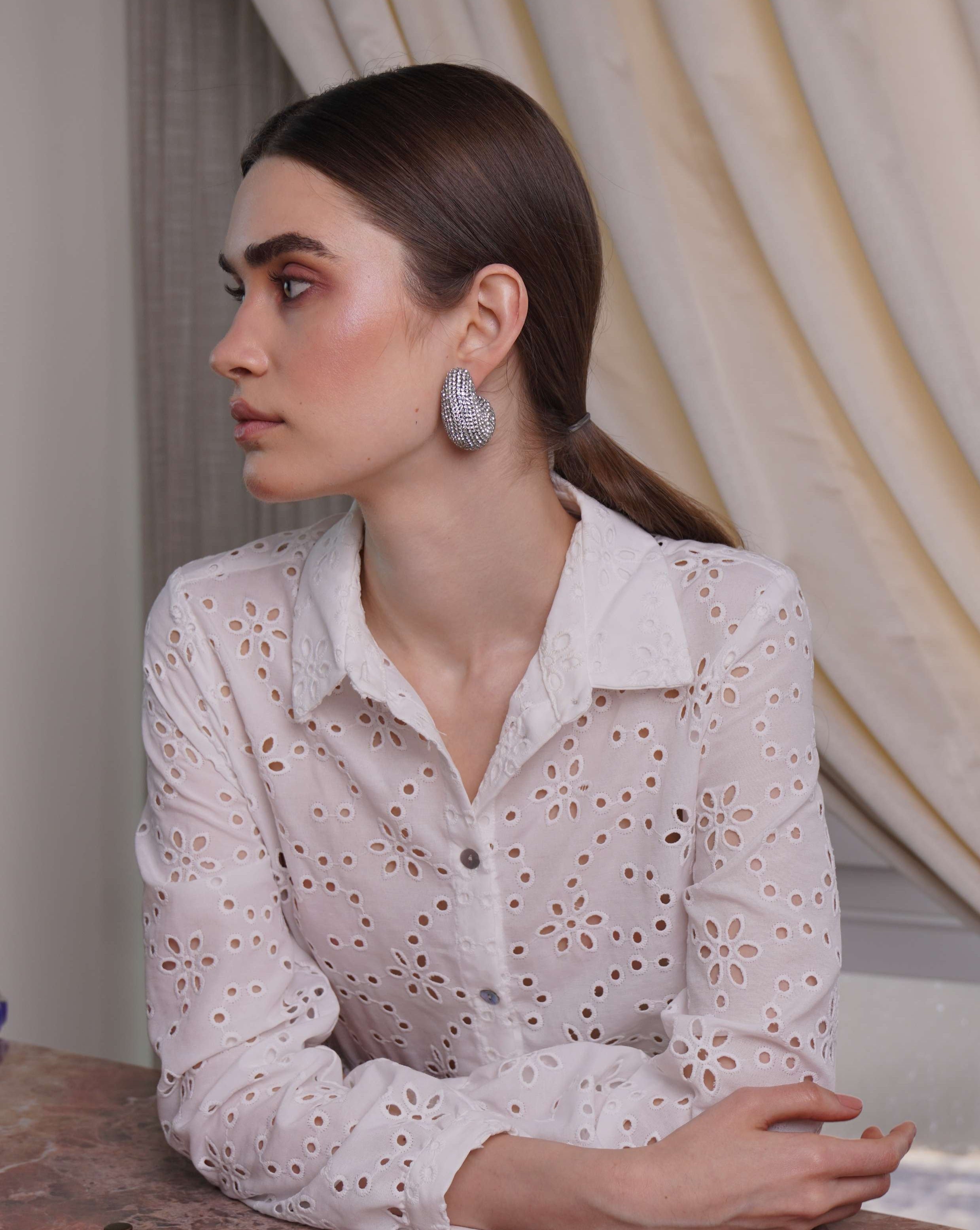 Kaju Earrings In Sparkling White