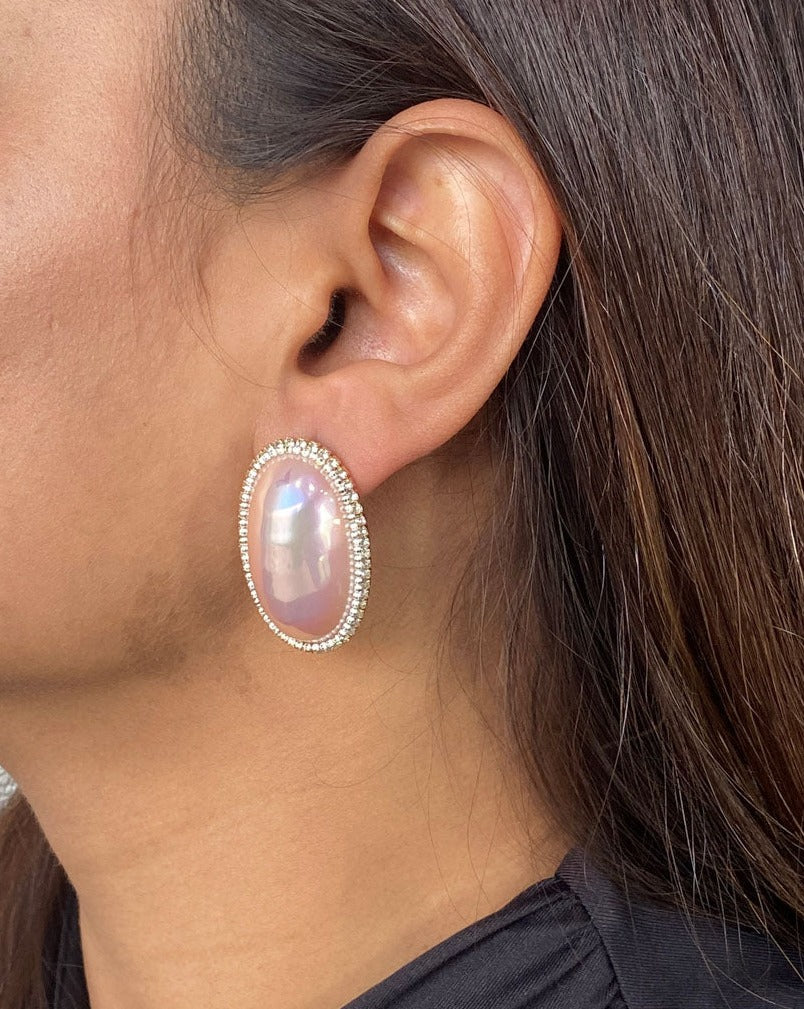 Nila Ovel Studs In Baby Pink