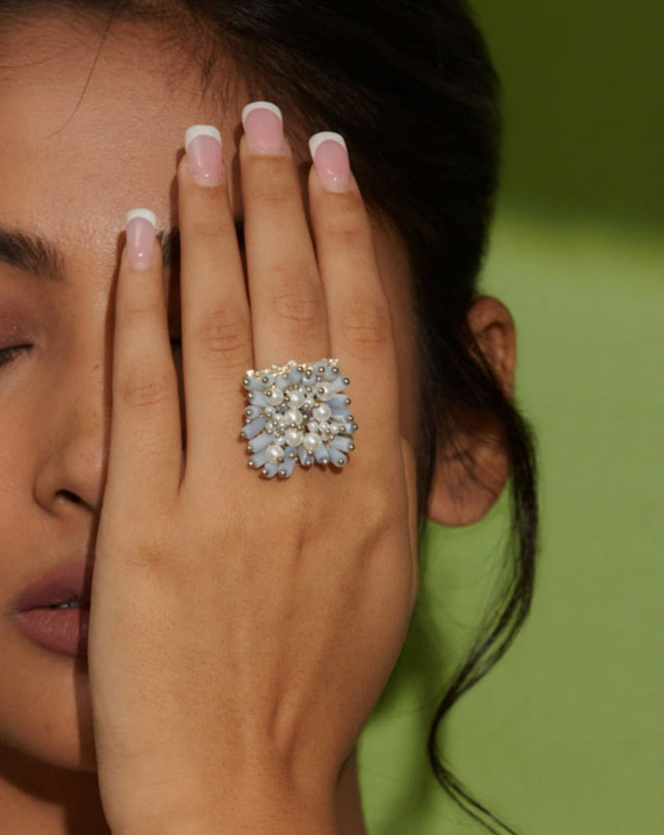 Contemporary Bluish White Stone Studded Finger Ring